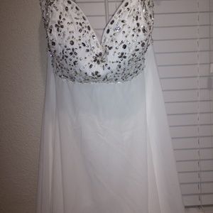 Plus size wedding dress